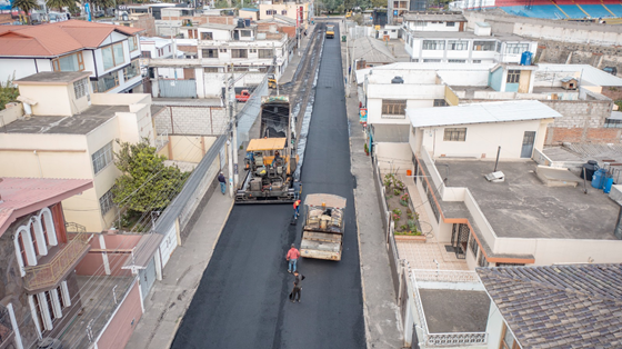 Más resultados para Riobamba: calle Reina Pacha completamente renovada
